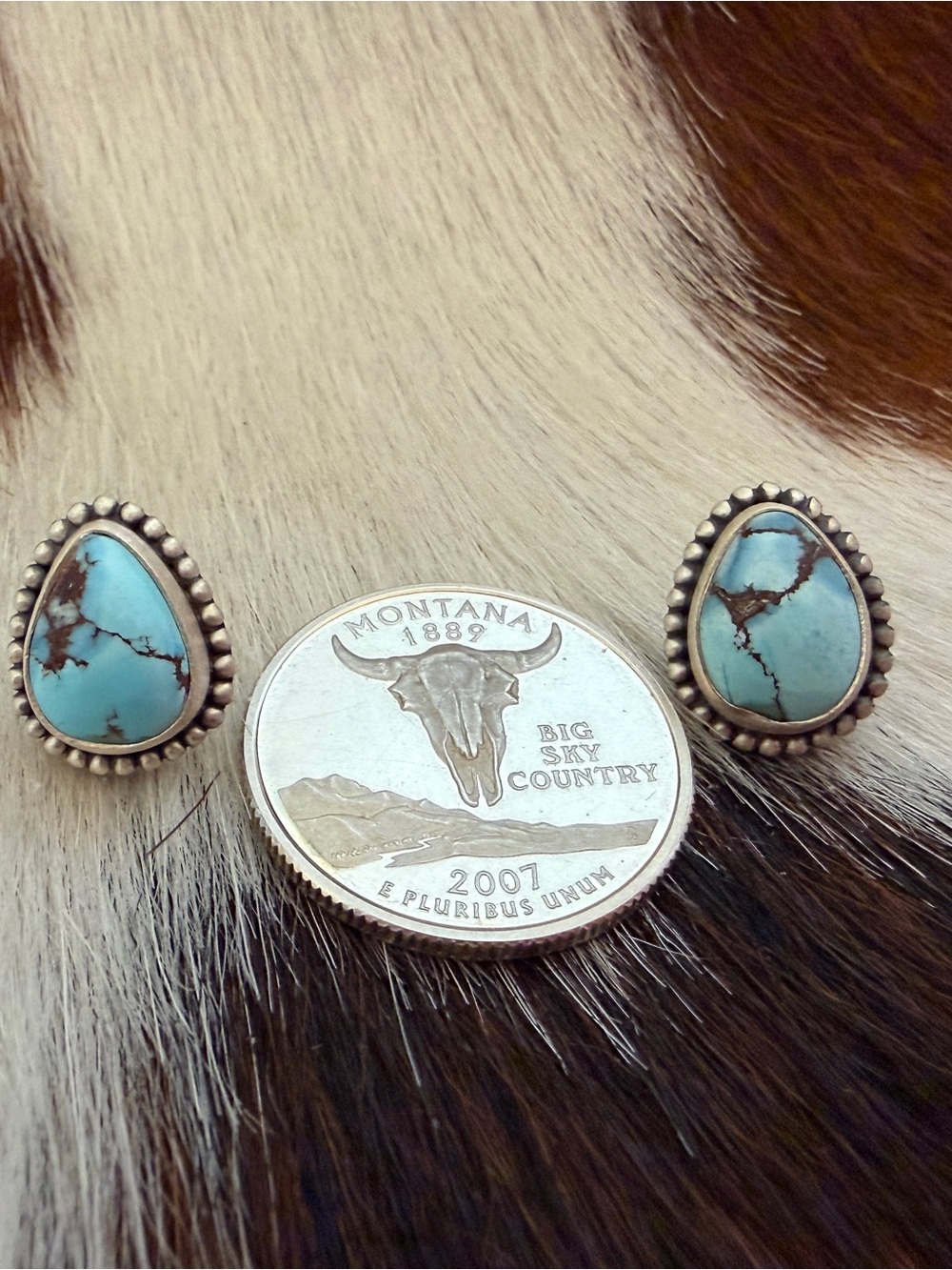 ❤️ Golden Hills Turquoise Teardrop Matte Sterling Silver Stud Earrings .57”L - Picture 7 of 12